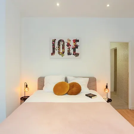 Apartment Au Salon Des Muses - T3 Confort Au Coeur D'abbeville