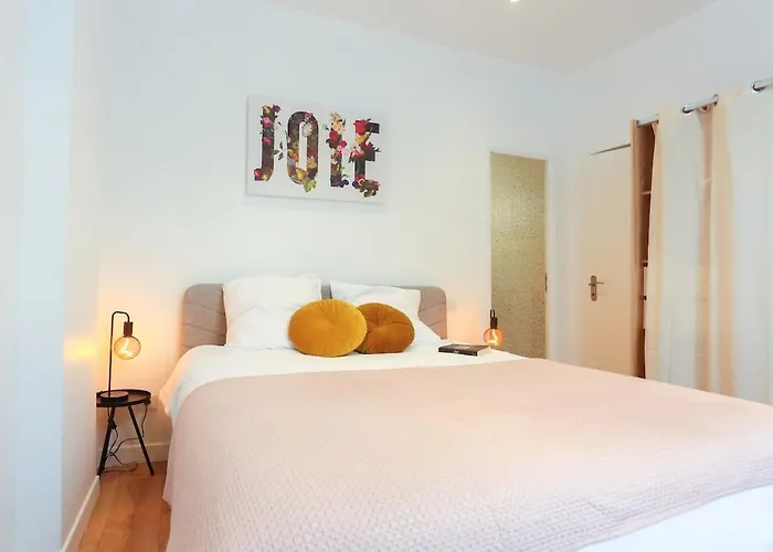 Au Salon Des Muses - T3 Confort Au Coeur D'abbeville Apartment *